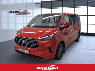 Gebraucht Ford Tourneo Custom Titanium 150 PS (110 kW) 2026 Artisan red Van