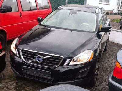 gebraucht Volvo XC60 T6 AWD Momentum