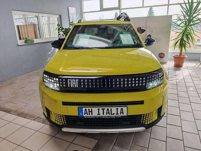 Neu Fiat Grande Panda La Prima 110 PS (80 kW) 2026 Limone gelb Kleinwagen
