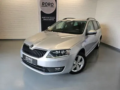 Gebraucht Skoda Octavia Joy 150 PS (110 kW) 2016 Silber Kombi