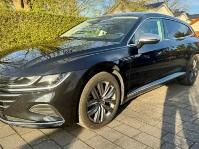 Gebraucht VW Arteon Elegance 150 PS (110 kW) 2024 Schwarz Kombi