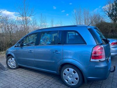 gebraucht Opel Zafira 