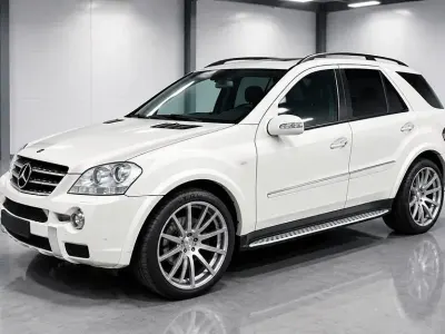 Gebraucht Mercedes ML350 AMG line 272 PS (200 kW) 2009 Weiß SUV
