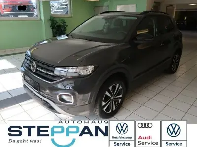 Gebraucht VW T-Cross United 95 PS (69 kW) 2020 Grau SUV