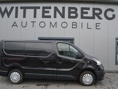 Gebraucht Renault Trafic Komfort 120 PS (88 kW) 2015 Schwarz Van / Kleinbus