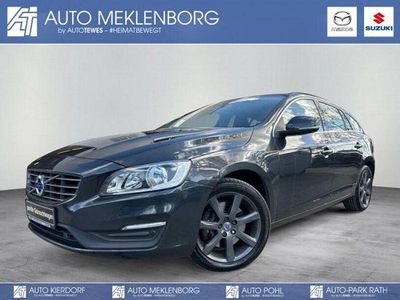 Gebraucht Volvo V60 Momentum 245 PS (180 kW) 2017 Savile grey / metallic Kombi