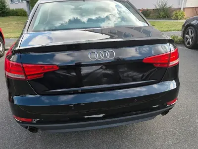 Gebraucht Audi A4 190 PS (139 kW) 2026 Schwarz Limousine