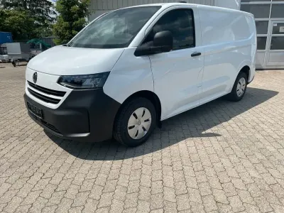 Neu VW T7 100 kW (136 PS) 2026 Weiß Van
