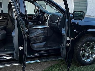 Schwarz Gebraucht 2012 Dodge Ram Abholung | 24.000 €