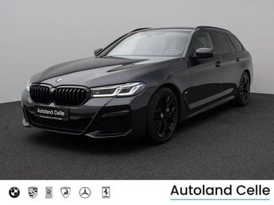 Sophistograu brillanteffekt a Gebraucht 2022 BMW 530 M Sport Kombi | 44.499 € (Etwas zu teuer)