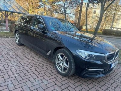 Schwarz Gebraucht 2019 BMW 520 Kombi | 23.200 € (Guter Preis)