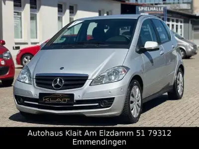 Gebraucht Mercedes A180 Edition 116 PS (85 kW) 2009 Silber Limousine