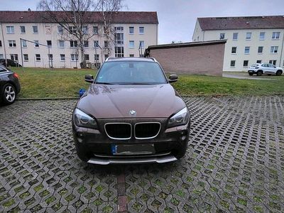 Braun Gebraucht 2010 BMW X1 SUV | 7.700 € (Guter Preis)