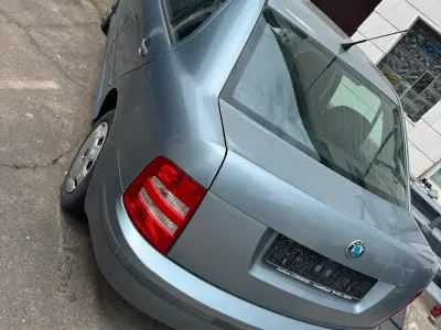 Gebraucht Skoda Fabia 65 PS (47 kW) 2003 Grau Limousine