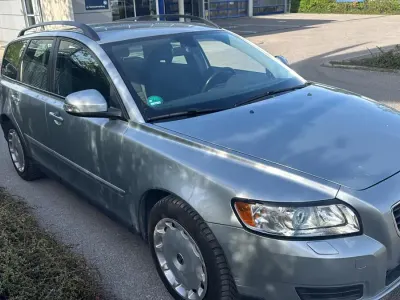 Usata Volvo V50 136 CV (100 kW) 2009 Grigio Station wagon