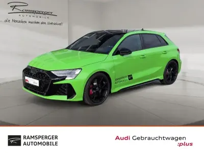 Gebraucht Audi RS3 Sportback Ambiente 400 PS (294 kW) 2025 Kyalamigrün Kleinwagen