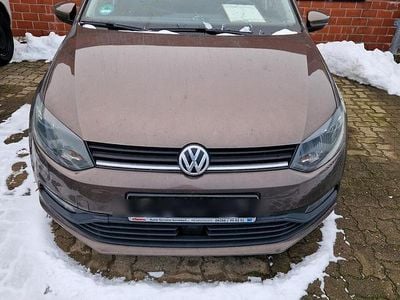 Gebraucht VW Polo 60 PS (44 kW) 2016 Braun Kleinwagen