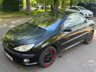 Gebraucht Peugeot 206 CC Platinum 109 PS (80 kW) 2002 Schwarz Cabrio