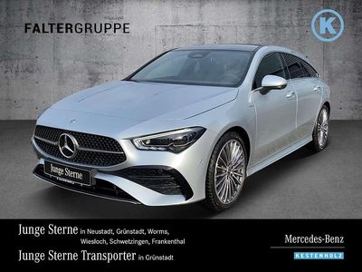 Hightechsilber Gebraucht 2024 Mercedes CLA220 AMG Limousine | 40.440 € (Fairer Preis)