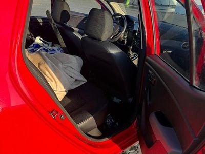 Gebraucht Hyundai i10 79 PS (58 kW) 2013 Rot Kleinwagen