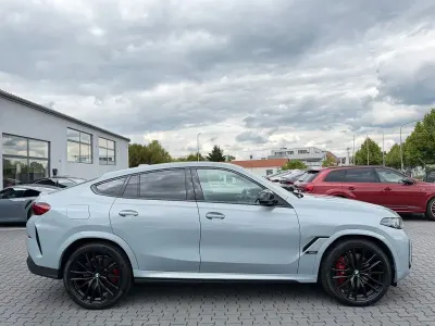 Gebraucht BMW X6 Performance 530 PS (389 kW) 2024 Grau SUV