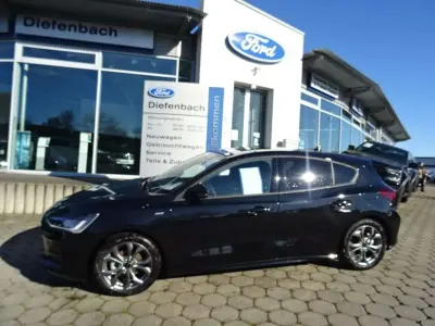 Neu Ford Focus ST-Line 155 PS (114 kW) 2026 Obsidianschwarz metallic Limousine