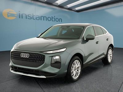 Neu Audi Q3 Sportback 204 PS (150 kW) 2026 Grün SUV