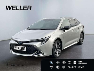 Neu Toyota Corolla Hybrid 196 PS (144 kW) 2026 Precious silver Kombi