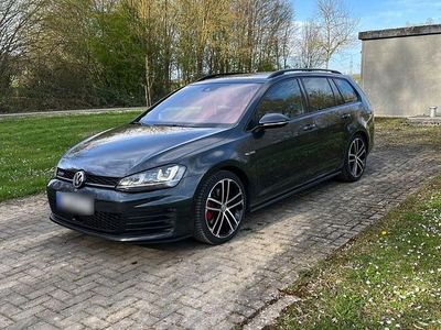 Gebraucht VW Golf VII GTD 184 PS (135 kW) 2015 Grau Kombi