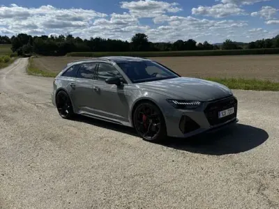 Gebraucht Audi RS6 Exclusive 630 PS (463 kW) 2025 Grau Kombi