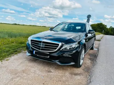 Gebraucht Mercedes C200 184 PS (135 kW) 2015 Schwarz Limousine