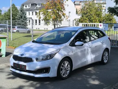 Gebraucht Kia Ceed Sportswagon Edition 7 136 PS (100 kW) 2018 Weiß Kombi