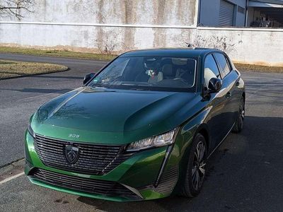 Gebraucht Peugeot 308 Allure 131 PS (96 kW) 2023 Grün Limousine
