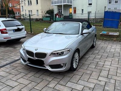 Silber Gebraucht 2015 BMW 220 Luxury Line Cabrio | 16.900 € (Fairer Preis)