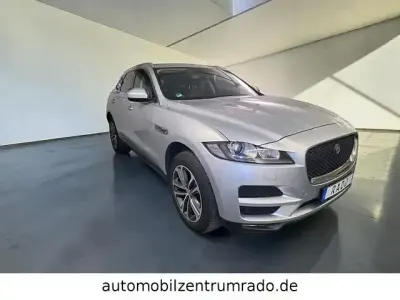 Gebraucht Jaguar F-Pace Prestige 180 PS (132 kW) 2016 Silber SUV