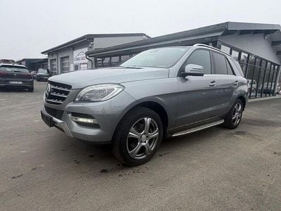 Gebraucht Mercedes ML350 258 PS (189 kW) 2012 Silber SUV