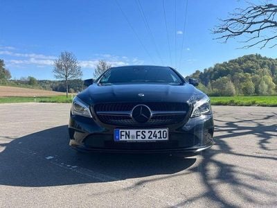 Second-hand Mercedes CLA180 Shooting Brake 122 CP (89 kW) 2019 Negru Break