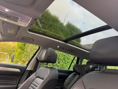 Gebraucht VW Passat R-line 240 PS (176 kW) 2019 Grau Kombi