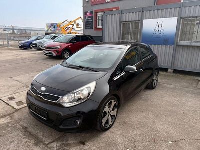 Gebraucht Kia Rio Spirit 109 PS (80 kW) 2013 Schwarz Limousine
