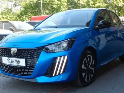 Gebraucht Peugeot 208 Active 75 PS (55 kW) 2024 Blau Kleinwagen
