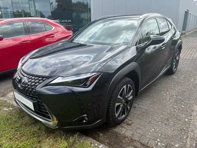 Gebraucht Lexus UX 250h 184 PS (135 kW) 2023 Schwarz SUV