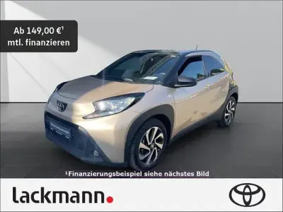 Gebraucht Toyota Aygo X Comfort 72 PS (52 kW) 2022 Schwarz SUV