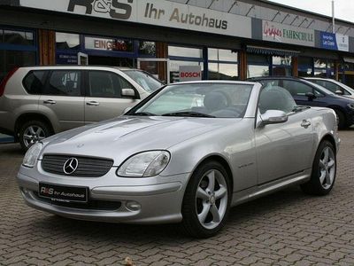 Gebraucht Mercedes SLK200 163 PS (119 kW) 2001 Silber Cabrio