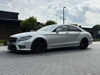 Gebraucht Mercedes CLS350 265 PS (194 kW) 2013 Grau Limousine