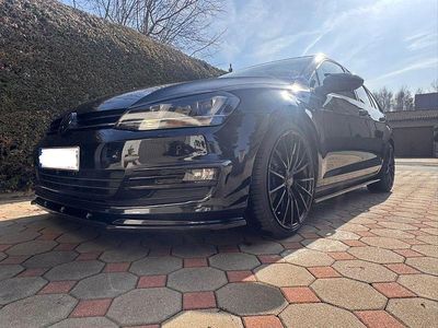 Usata VW Golf VII R-line 140 CV (102 kW) 2014 Nero Station wagon