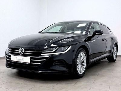 Usata VW Arteon 150 CV (110 kW) 2023 Nero Station wagon
