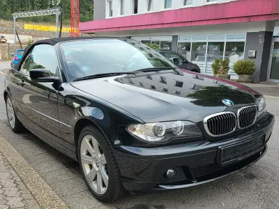Gebraucht BMW 320 Cabriolet Sport Line 170 PS (125 kW) 2004 Schwarz Cabrio
