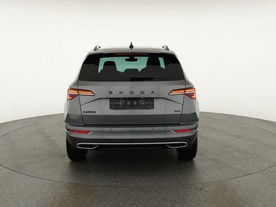 Graphite grau metallic Neu 2025 Skoda Karoq SportLine SUV | 40.995 € (Fairer Preis)