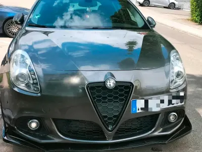 Gebraucht Alfa Romeo Giulietta 170 PS (125 kW) 2014 Grau Kleinwagen