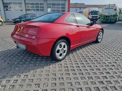 Second-hand Alfa Romeo GTV 155 CP (114 kW) 1998 Roșu Coupe